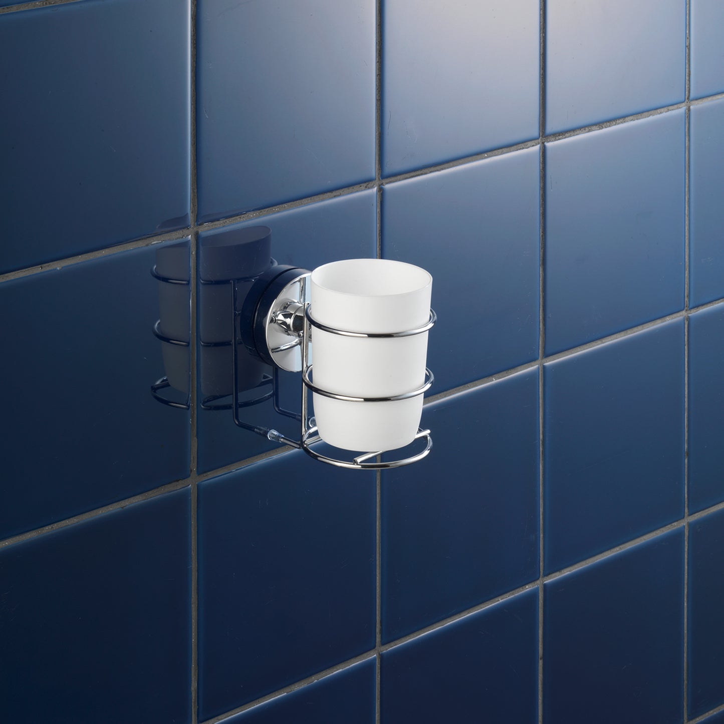 immagine-6-wenko-bicchiere-porta-spazzolino-vacuum-loc-milazzo-ean-4008838137550