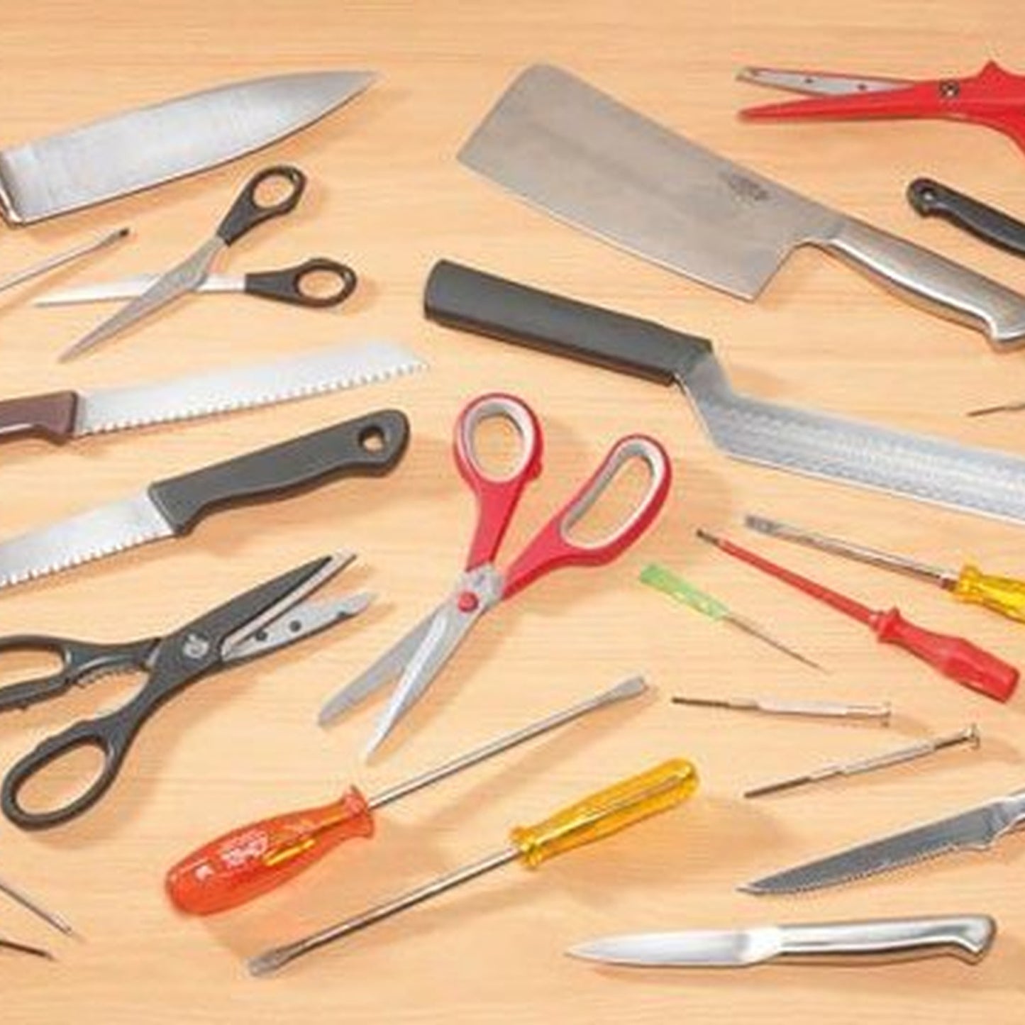 immagine-7-genius-ideas-affilatore-per-coltelli-universale-elettrico-ean-3574590065406