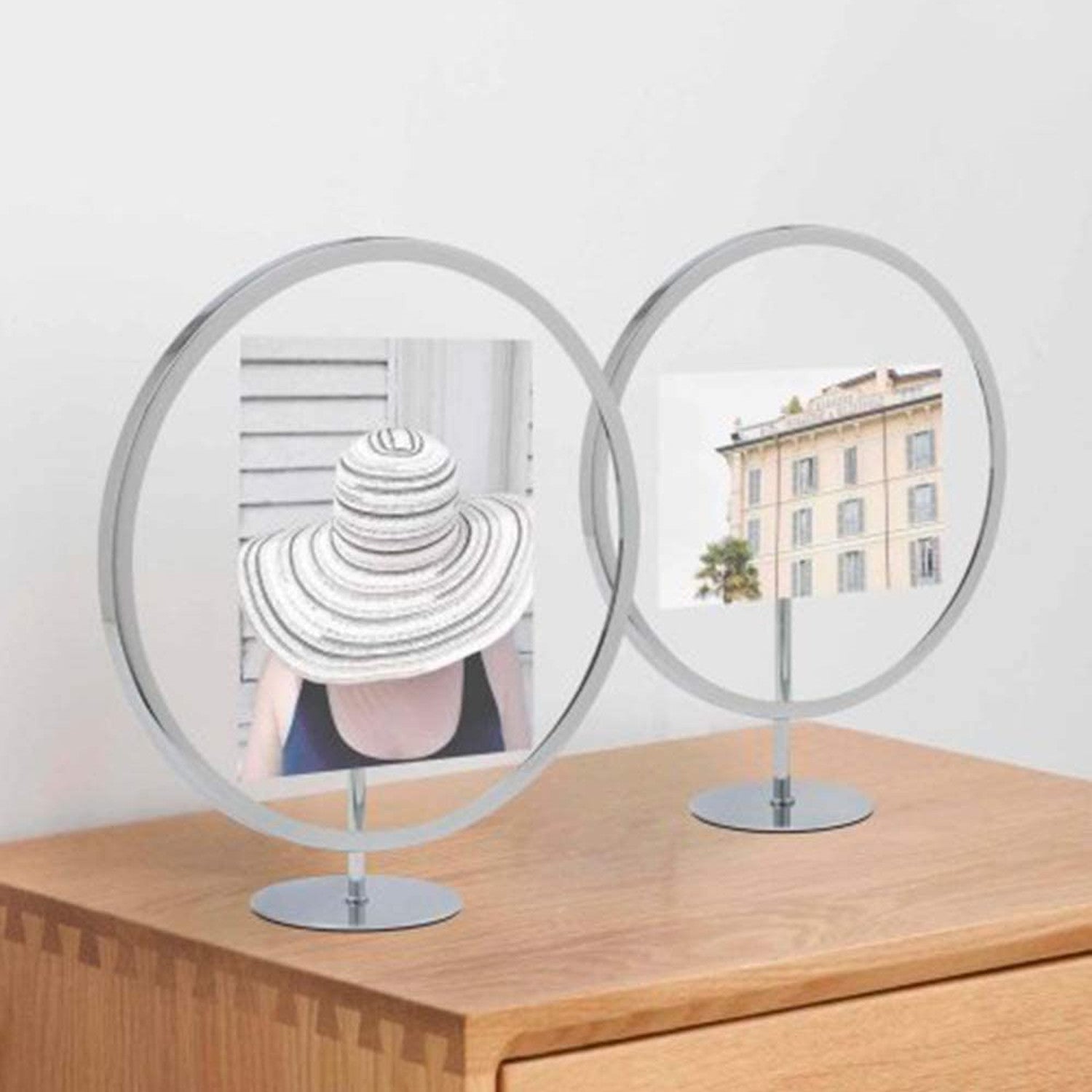 immagine-2-umbra-cornice-circolare-per-foto-13x18cm-silver-ean-028295316095