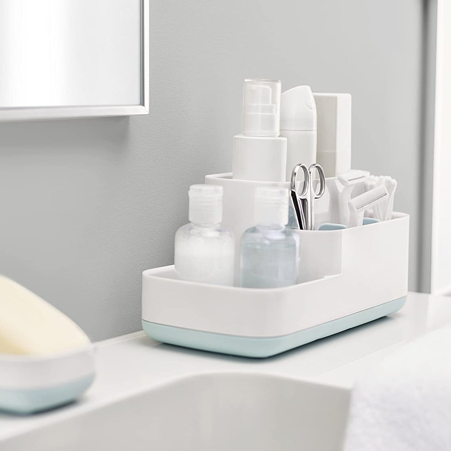immagine-4-joseph-joseph-easy-store-scatola-a-scomparti-per-bagno-biancoblu-ean-5028420705041