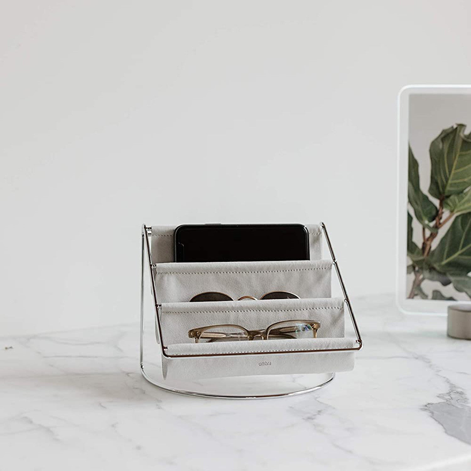 immagine-6-umbra-organizer-per-accessori-in-pelle-e-metallo-grigio-ean-028295544719