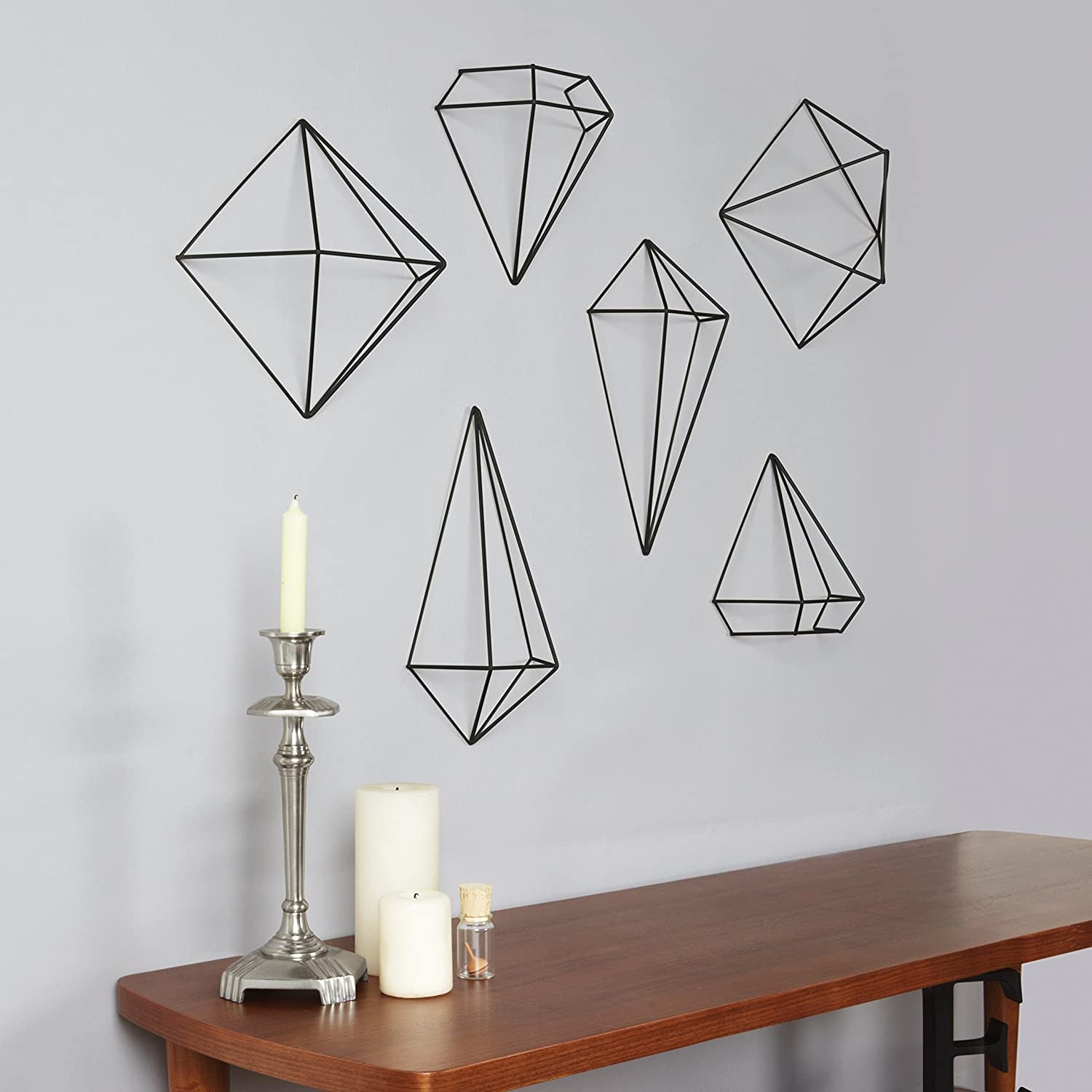 immagine-9-umbra-set-6-fioriere-decorative-da-parete-prisma-nero-ean-028295454155